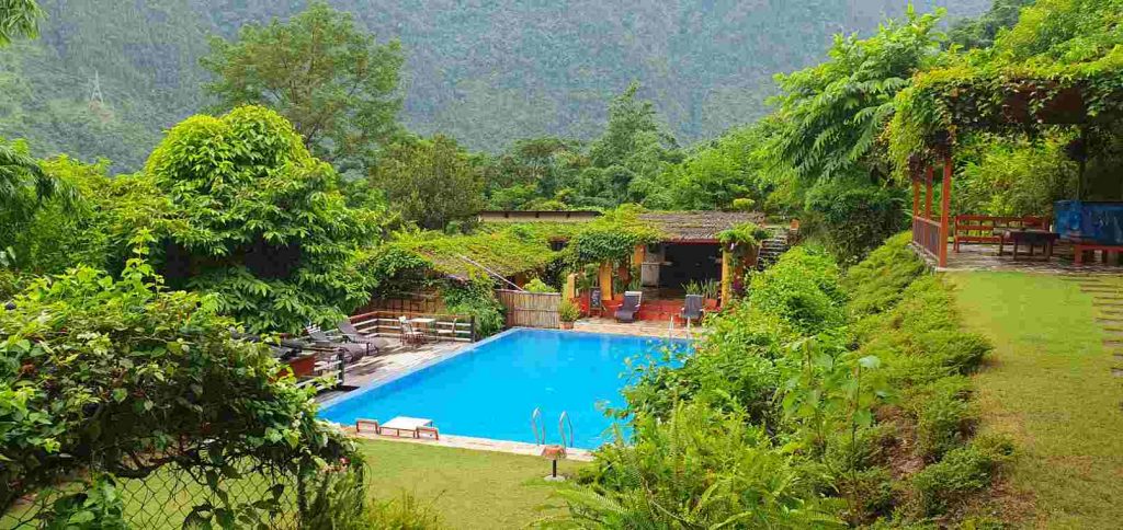 summit river lodge