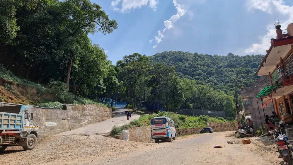 How to reach gundu